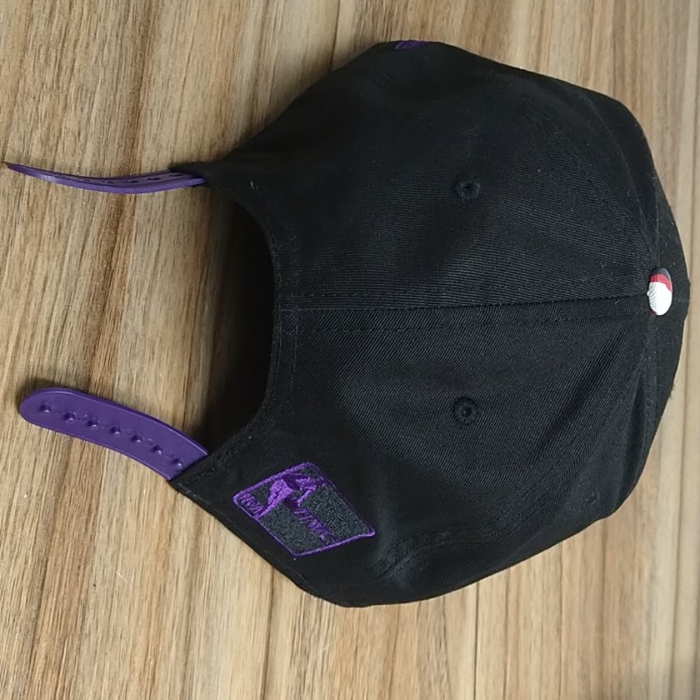 Hat - Picture 2 of 3